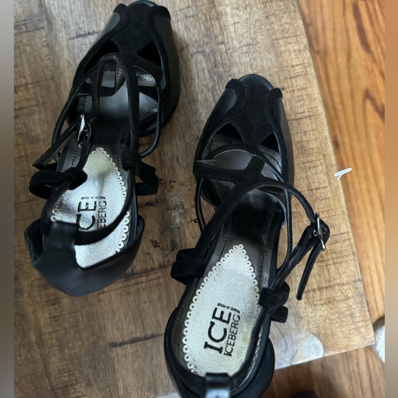 Iceberg black pumps, NWT, size US 7,5 - Picture 6 of 11
